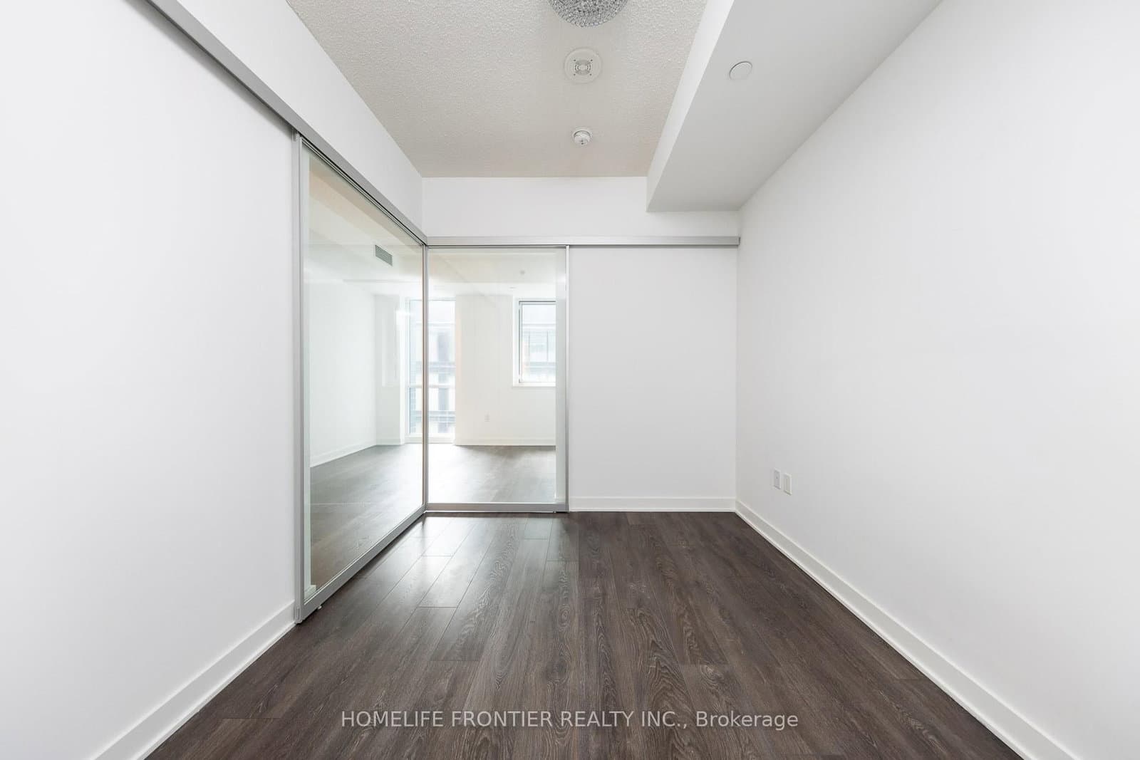 115 Blue Jays Way, Unit 705 thumbnail 12