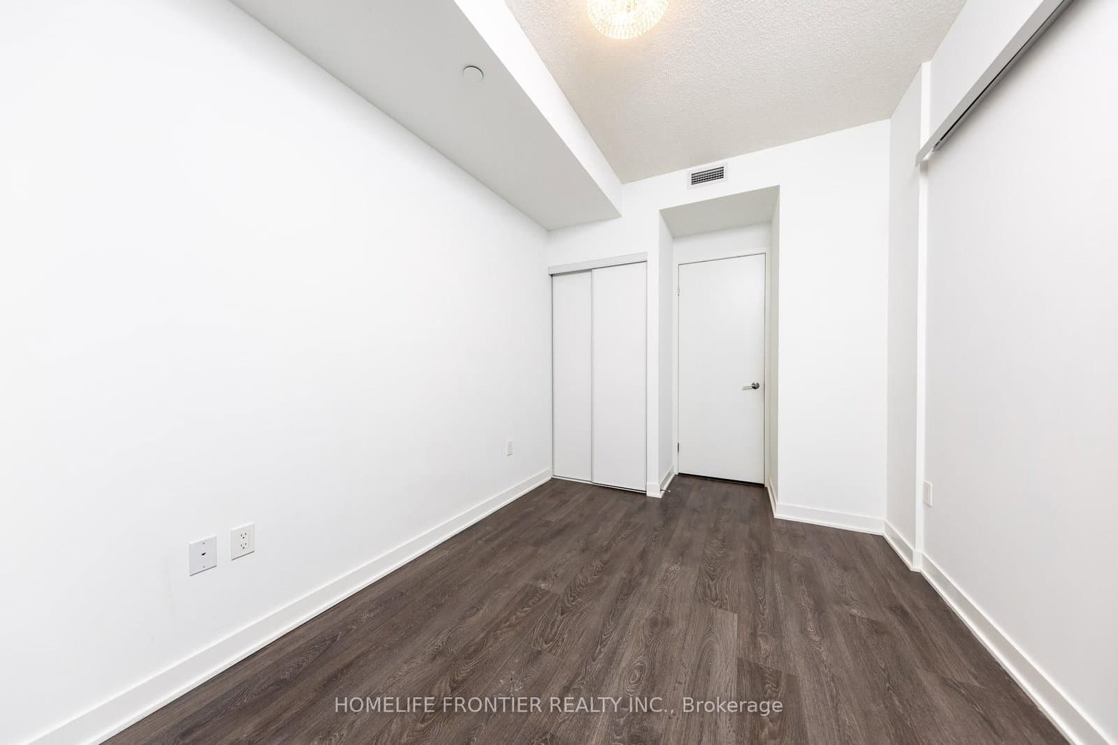115 Blue Jays Way, Unit 705 thumbnail 13