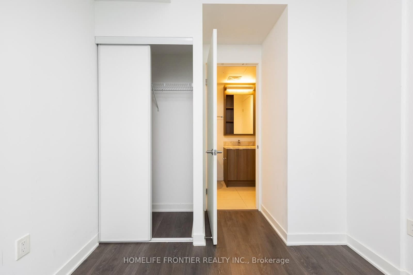 115 Blue Jays Way, Unit 705 thumbnail 14
