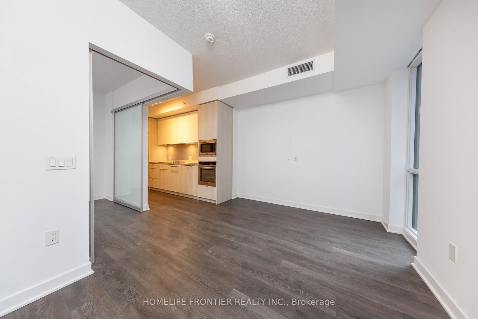 115 Blue Jays Way, Unit 705 thumbnail 19