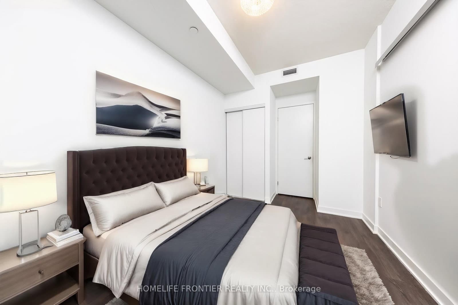 115 Blue Jays Way, Unit 705 thumbnail 4