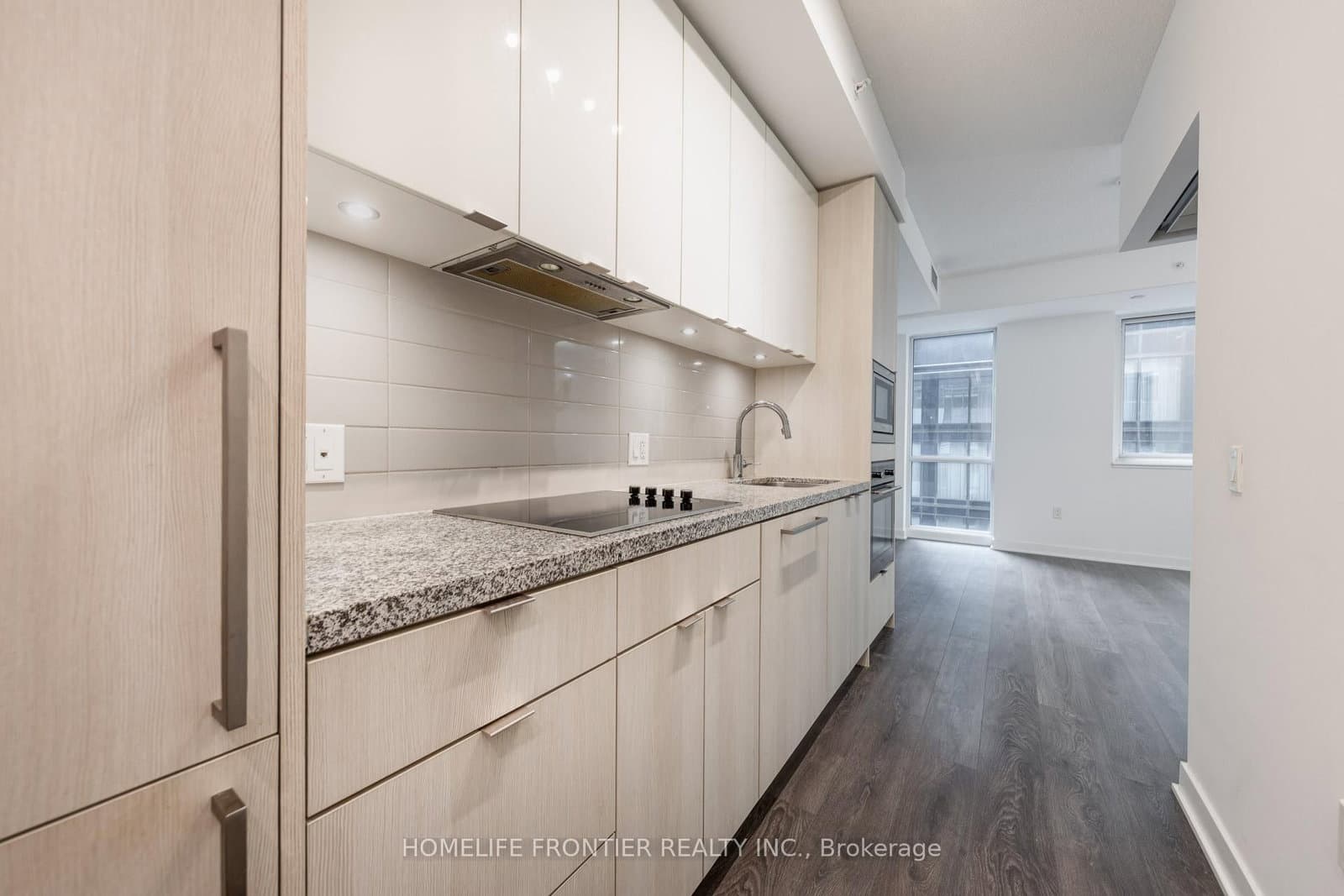 115 Blue Jays Way, Unit 705 thumbnail 7