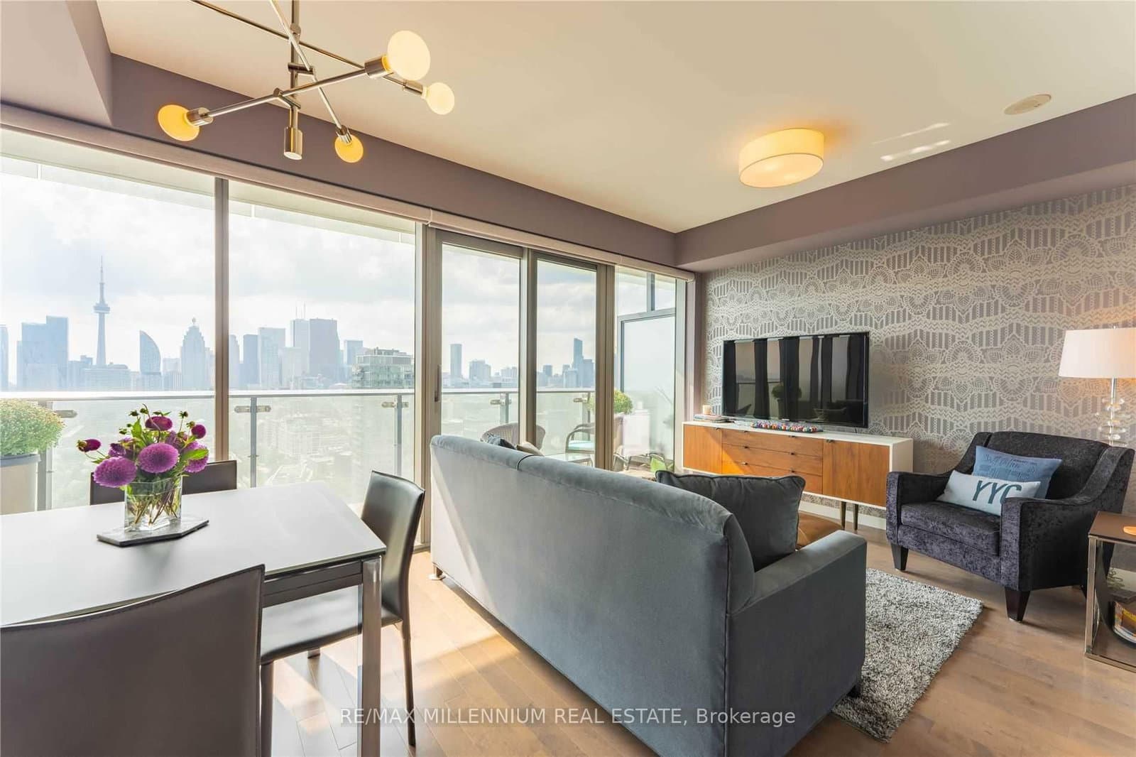 70 Distillery Lane, Unit 3108 thumbnail 2