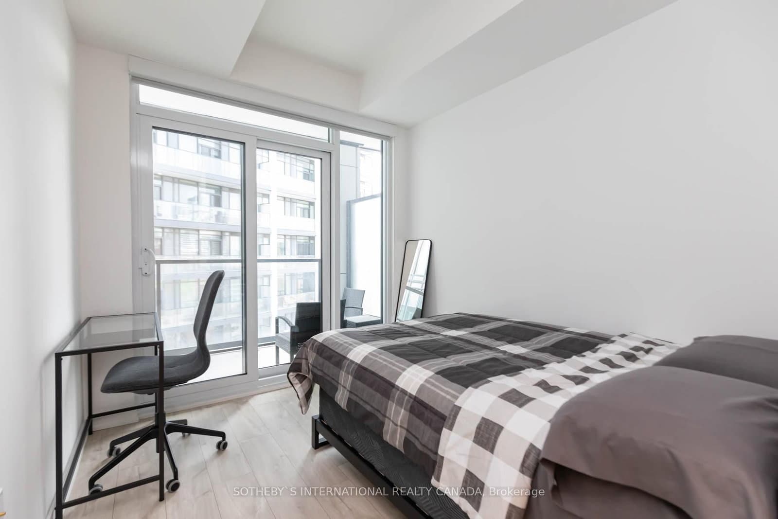 50 Power Street, Unit 1320 thumbnail 18