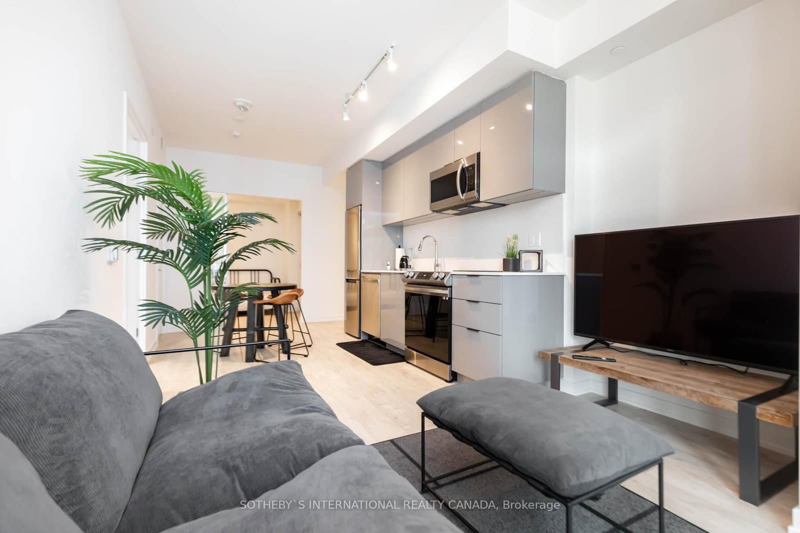 50 Power Street, Unit 1320 thumbnail 4