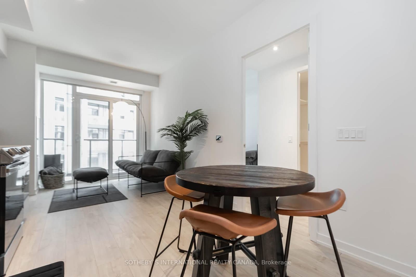 50 Power Street, Unit 1320 thumbnail 9