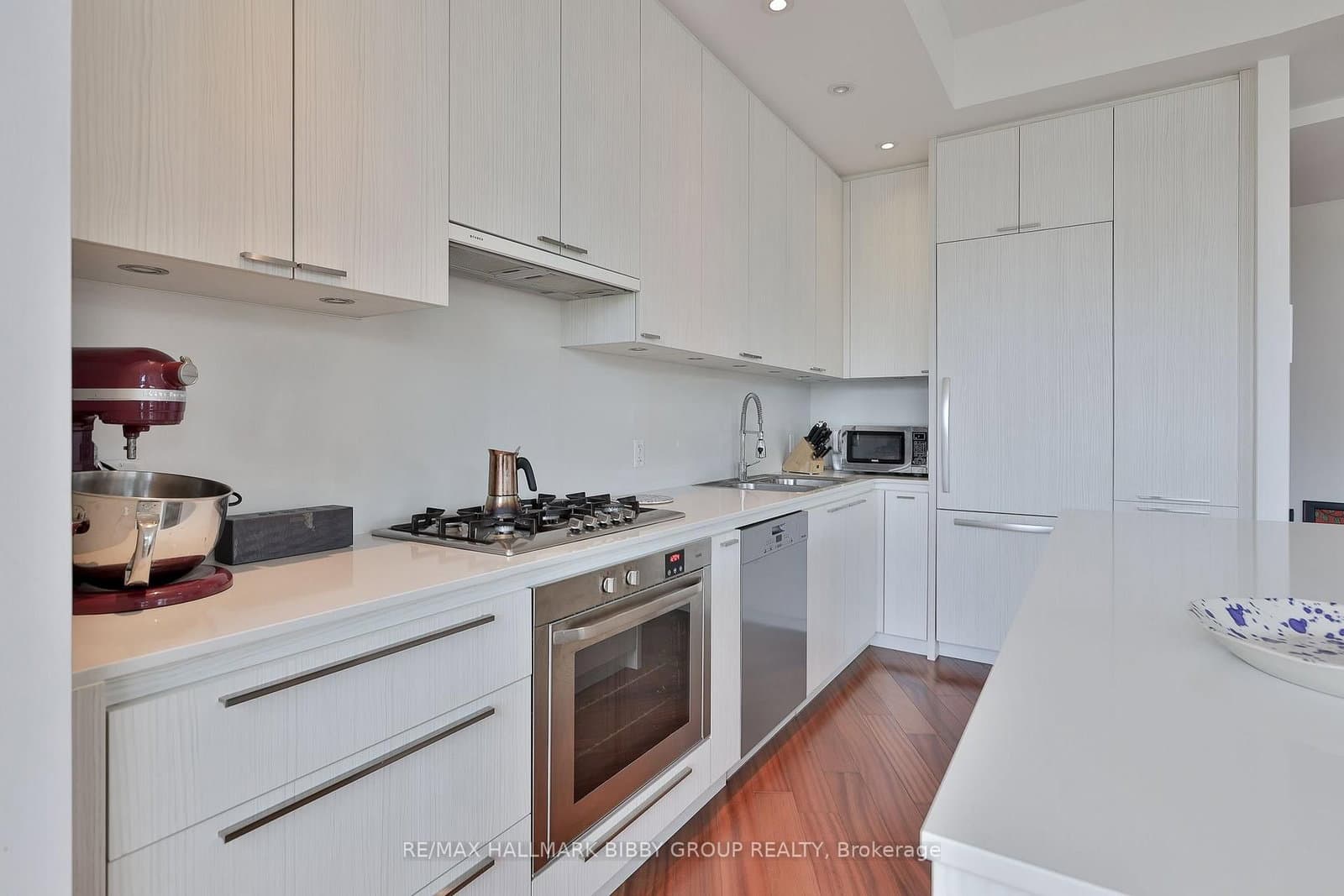 88 Davenport Road, Unit 308 thumbnail 18
