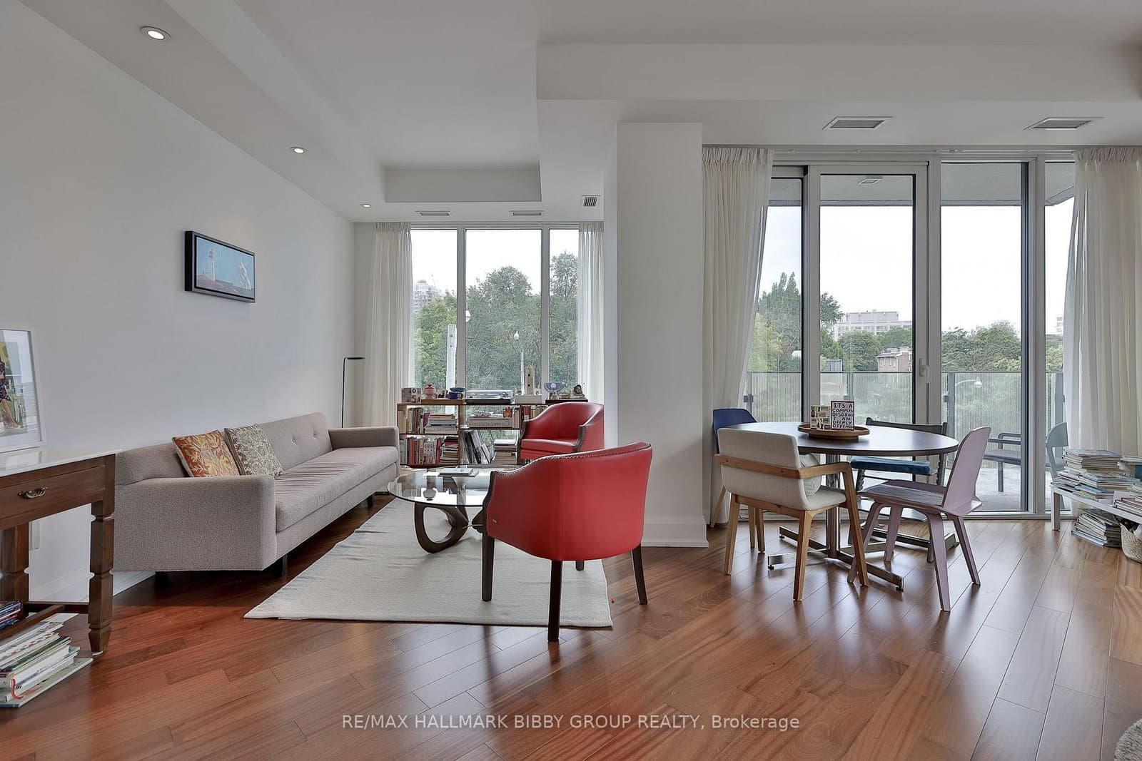88 Davenport Road, Unit 308 thumbnail 3