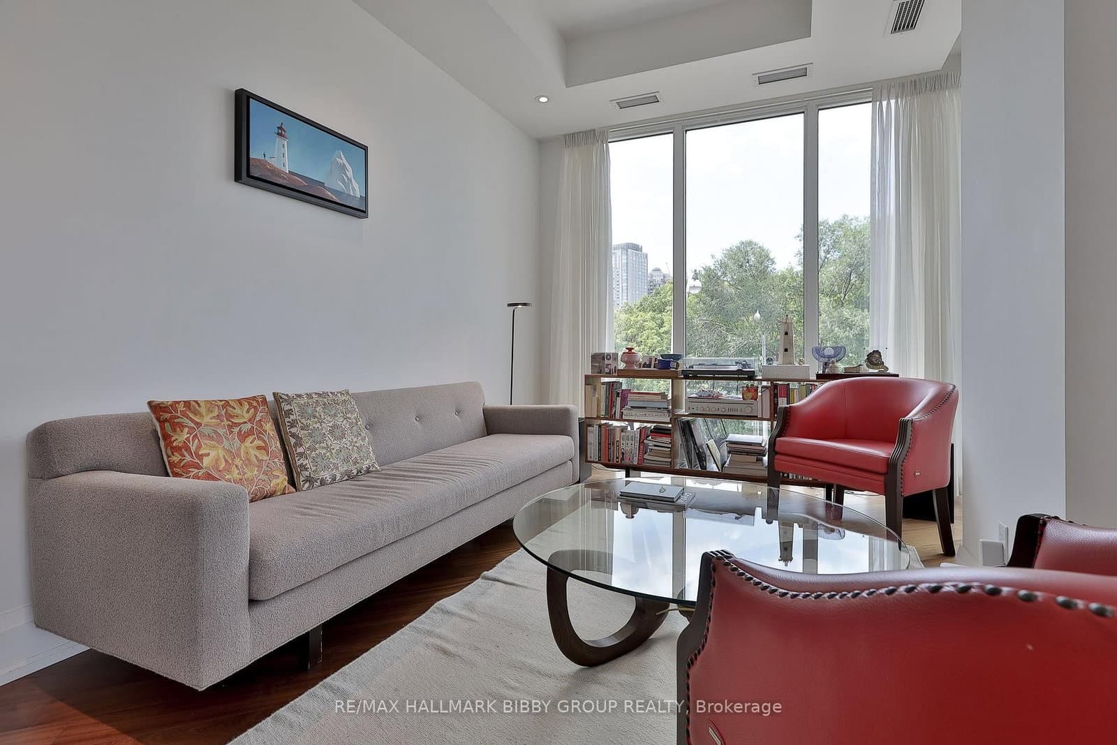 88 Davenport Road, Unit 308 thumbnail 4