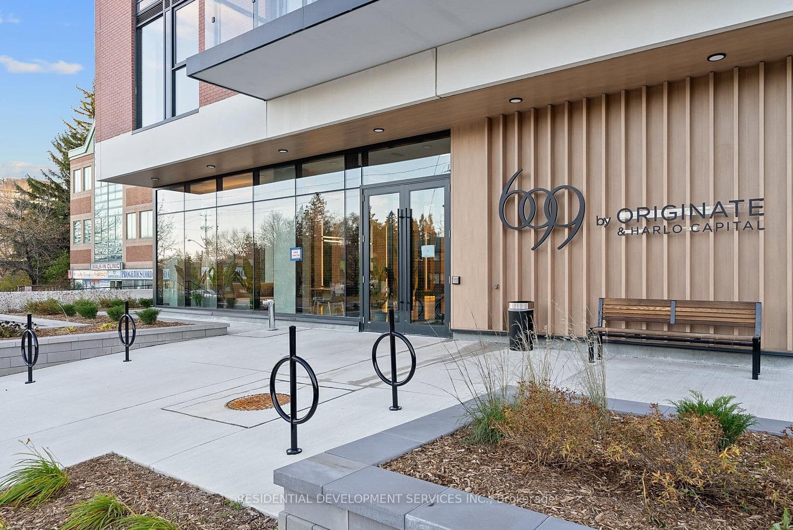 699 Sheppard Avenue E, Unit 1109 thumbnail 2