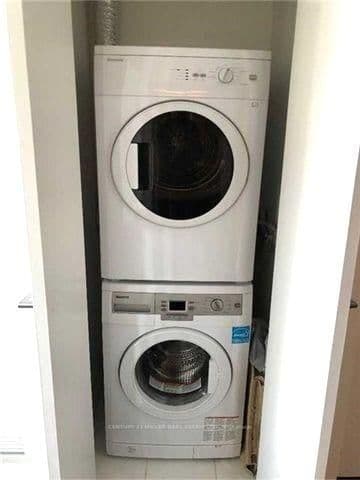 101 Charles Street E, Unit 1509 thumbnail 7