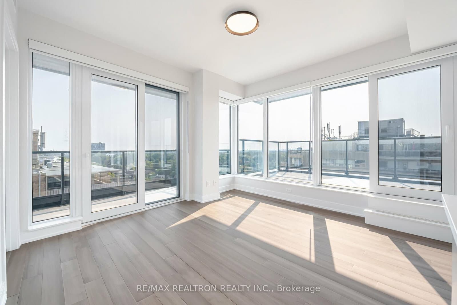 2525 Bathurst Street, Unit 1203 thumbnail 3