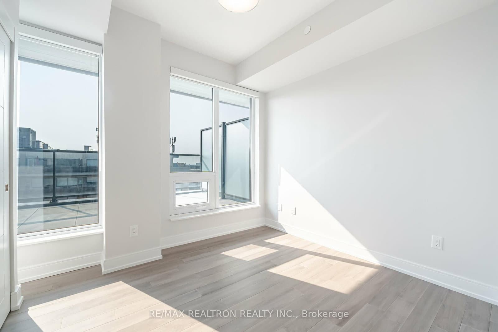 2525 Bathurst Street, Unit 1203 thumbnail 7