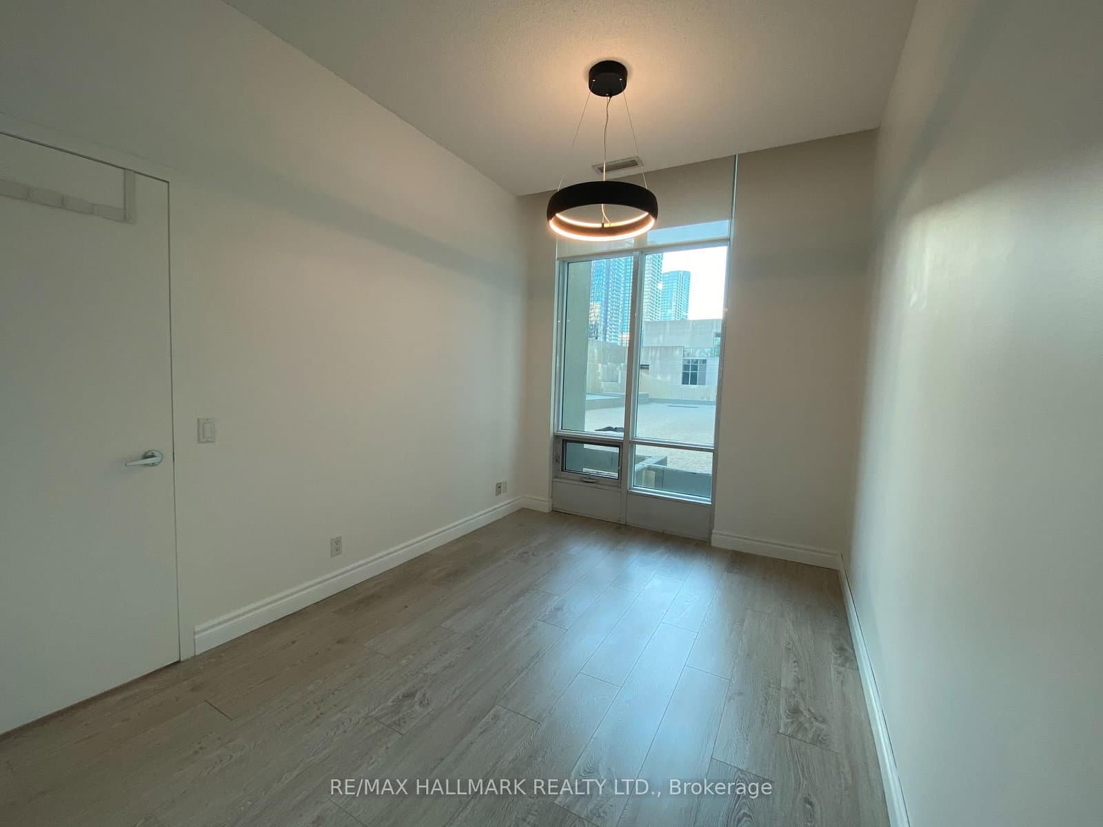361 Front Street W, Unit 107 thumbnail 14