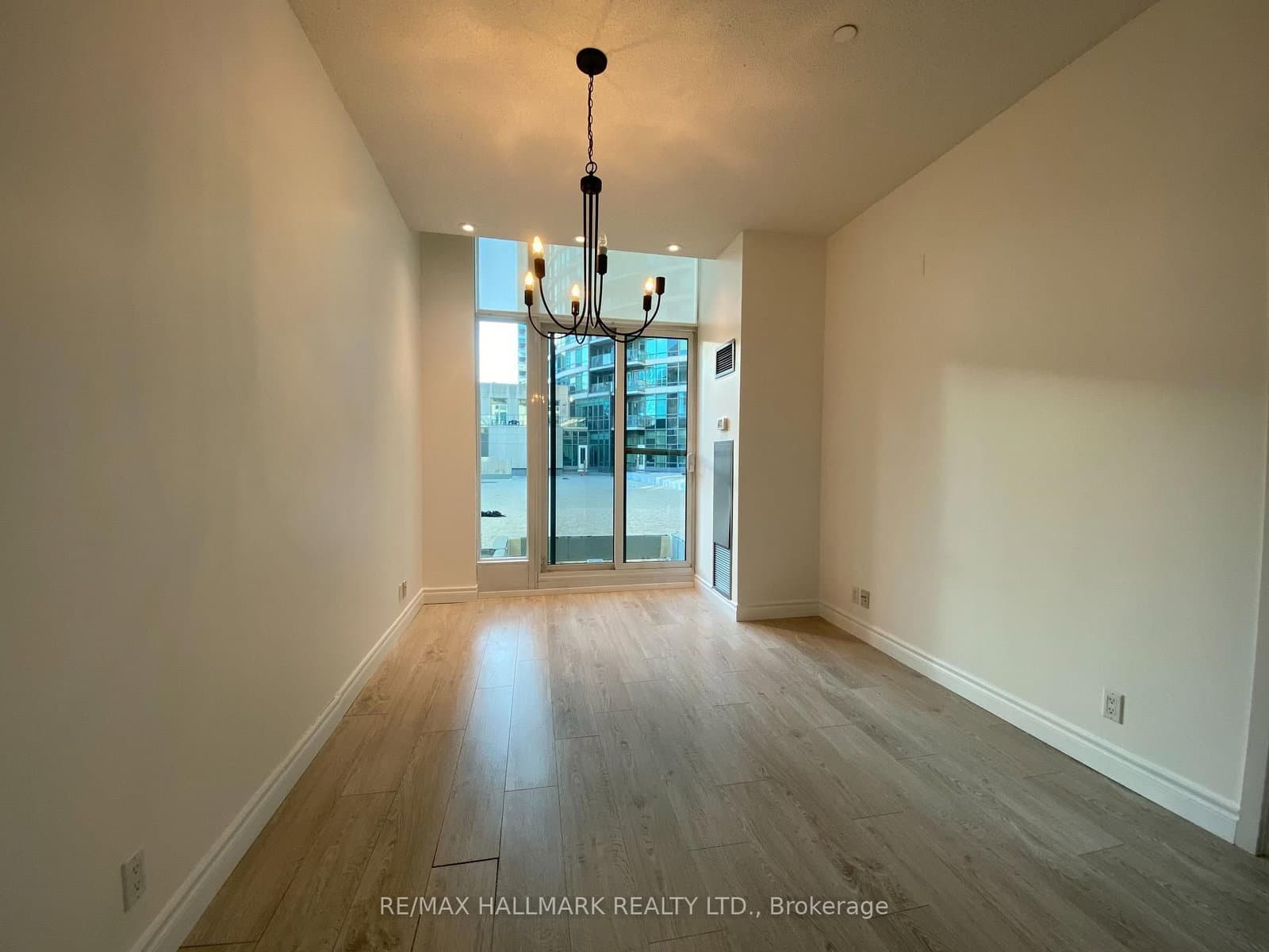 361 Front Street W, Unit 107 thumbnail 15