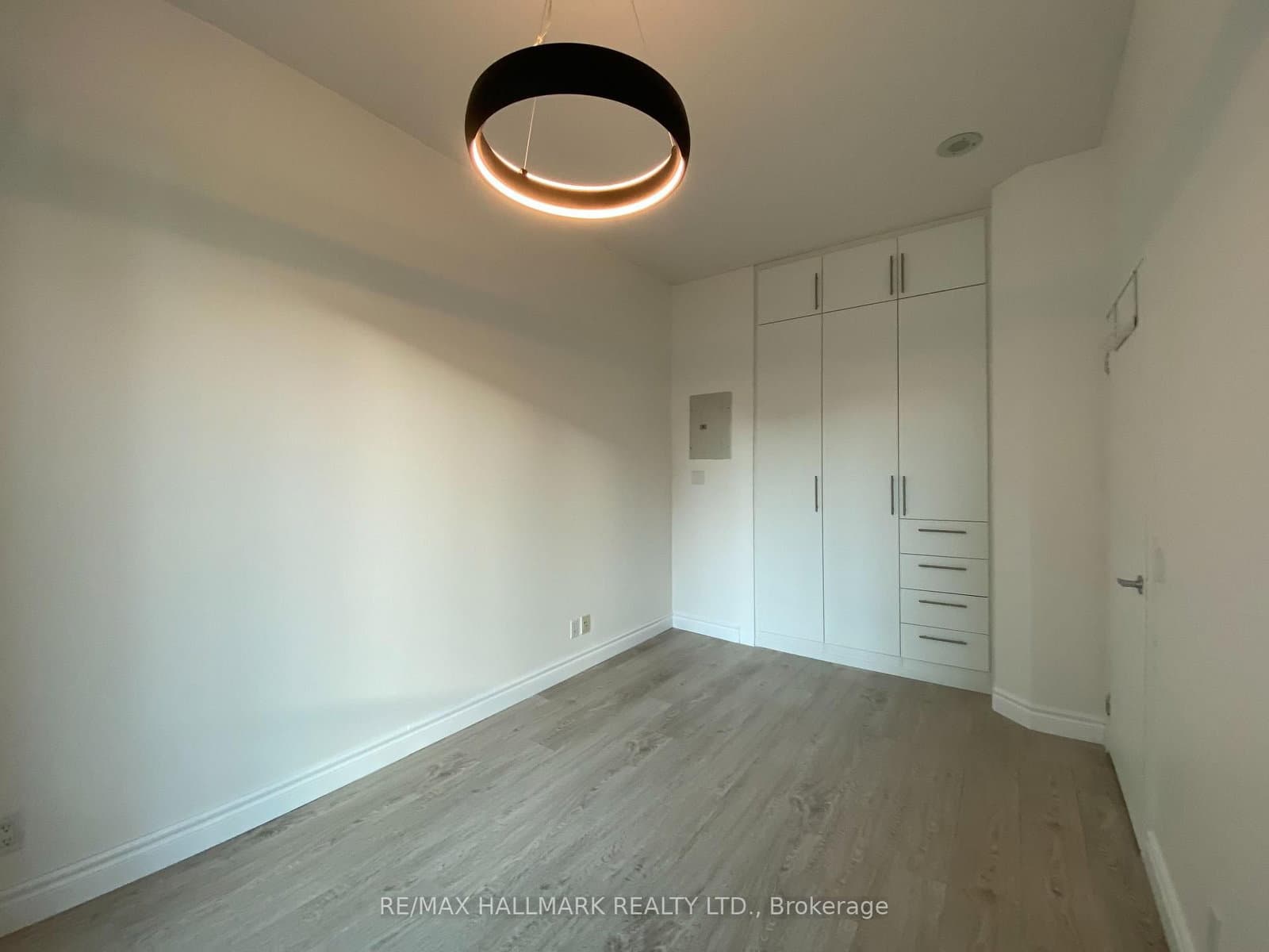 361 Front Street W, Unit 107 thumbnail 9