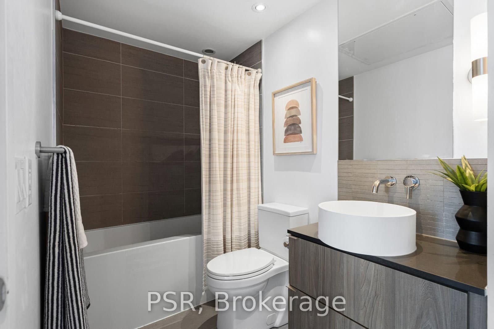 161 Roehampton Avenue, Unit 2601 thumbnail 19