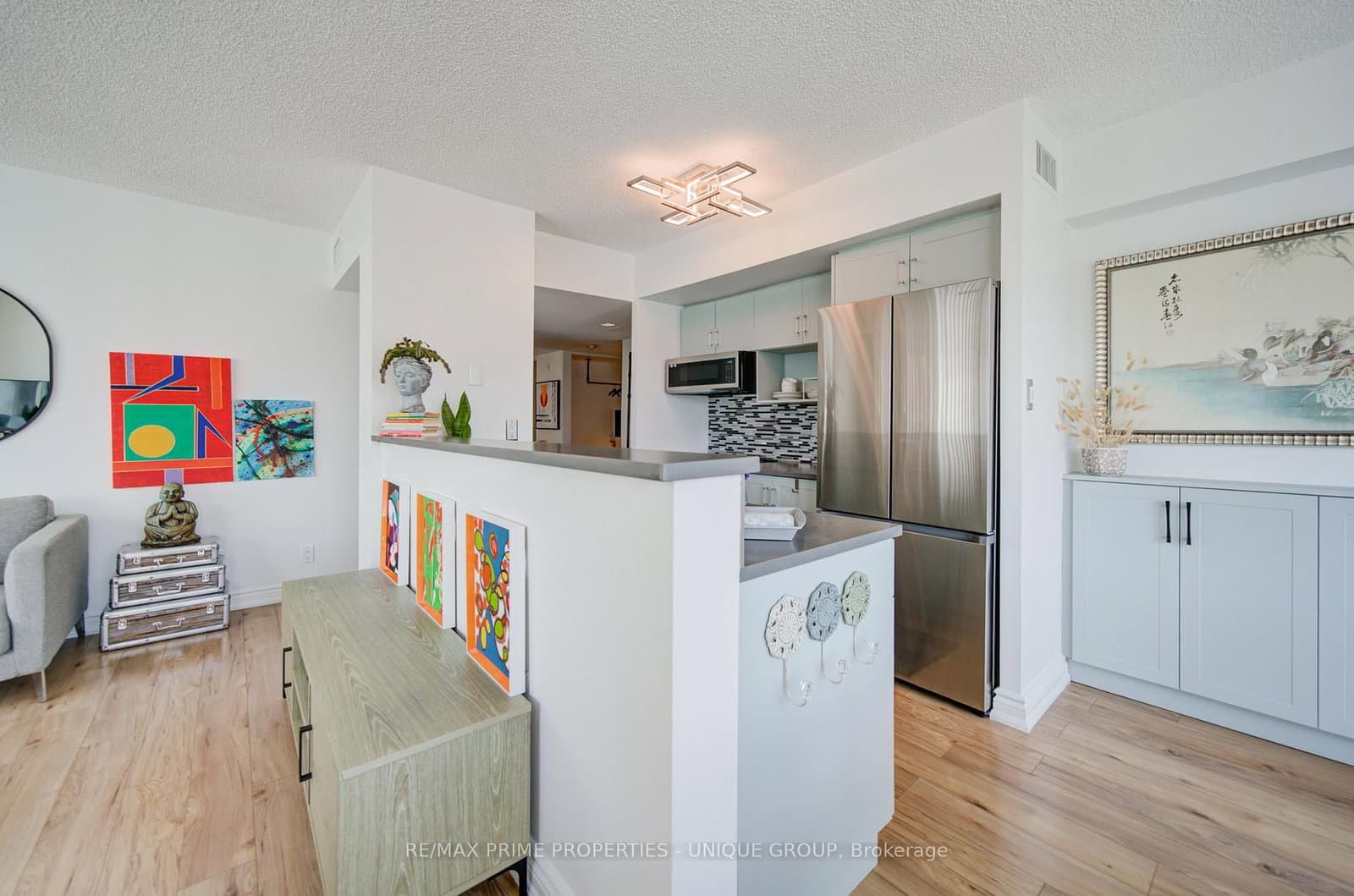 97 Lawton Boulevard, Unit 202 thumbnail 11