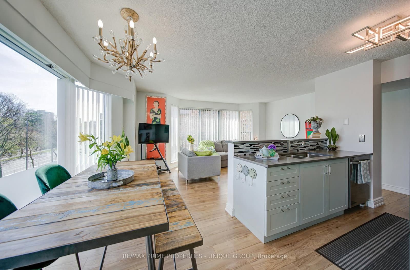 97 Lawton Boulevard, Unit 202 thumbnail 17
