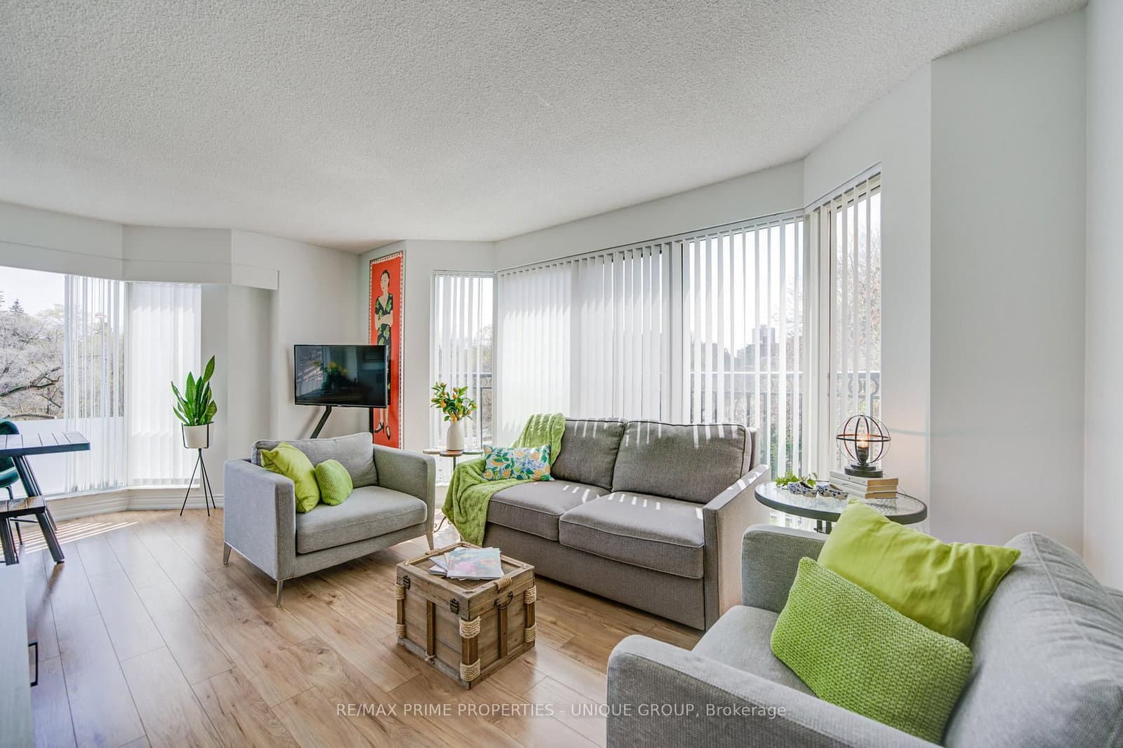 97 Lawton Boulevard, Unit 202 thumbnail 20
