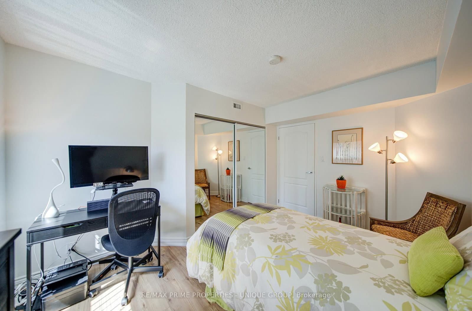 97 Lawton Boulevard, Unit 202 thumbnail 35