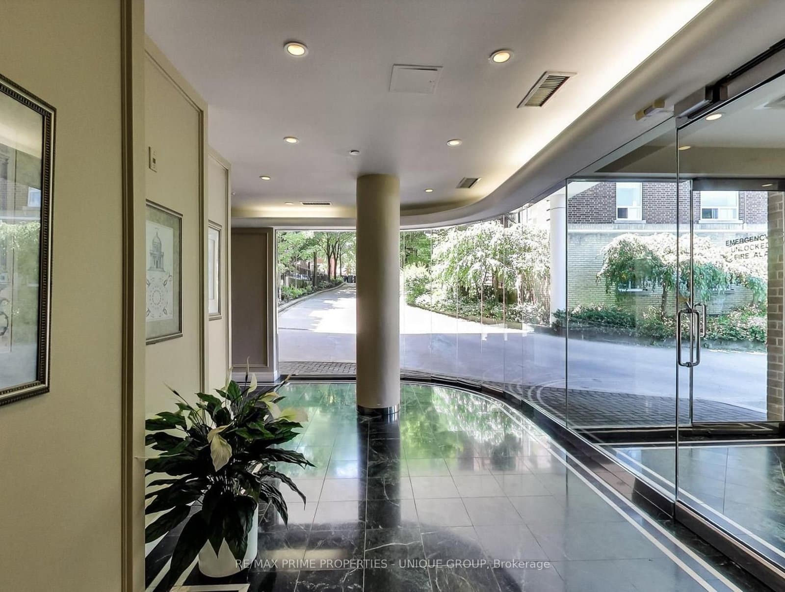 97 Lawton Boulevard, Unit 202 thumbnail 4