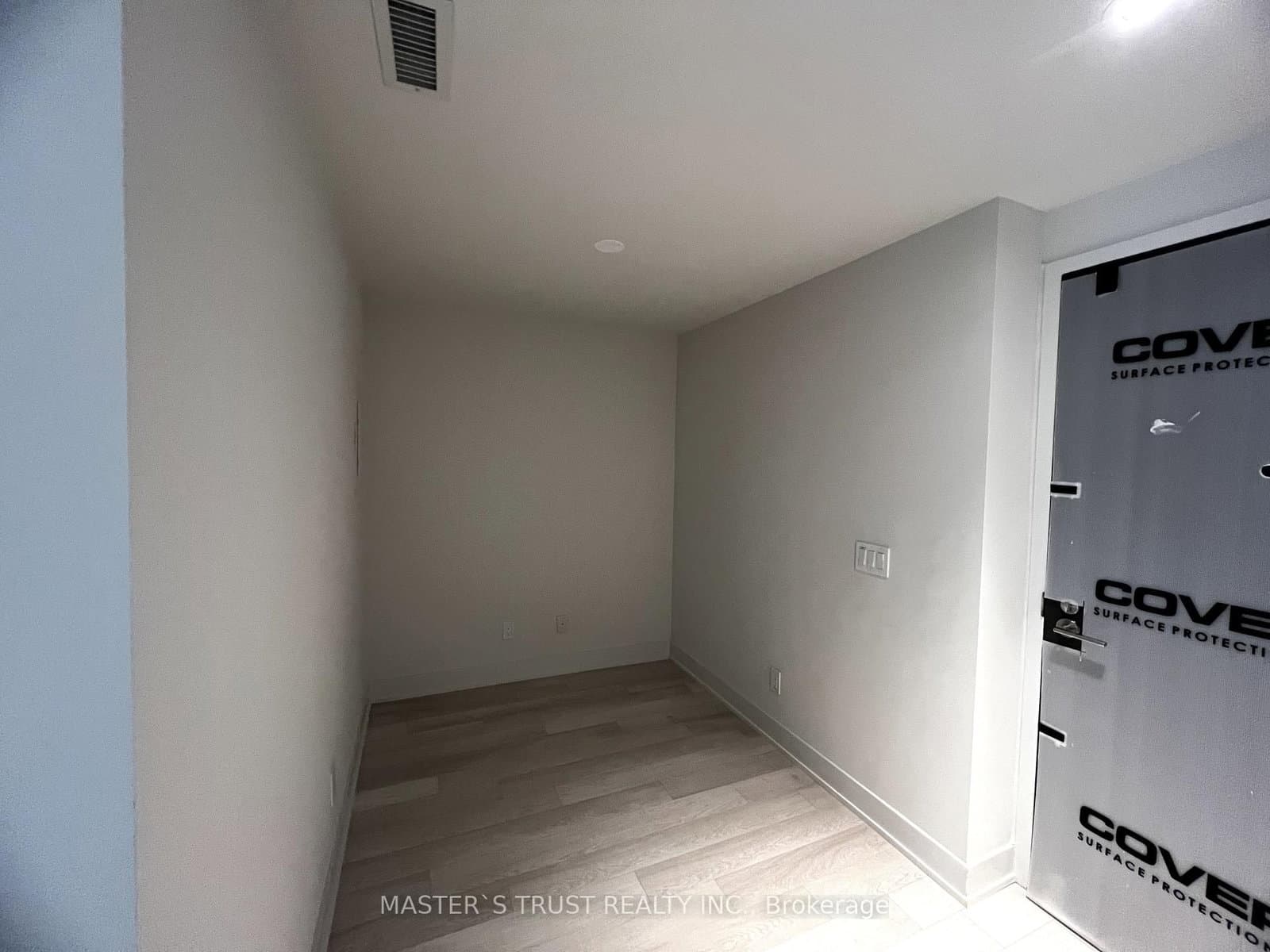 8 Cumberland Street, Unit 1105 thumbnail 9