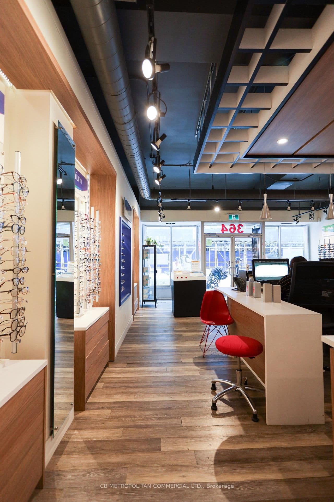 364 Yonge Street thumbnail 5