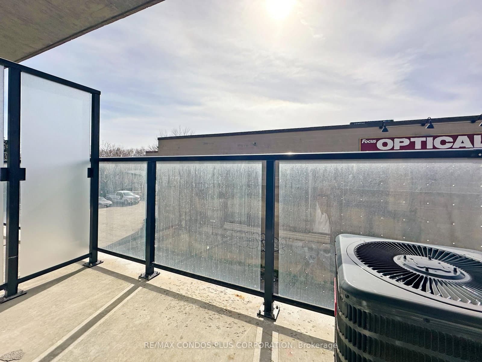 871 Sheppard Avenue W, Unit 9 thumbnail 25