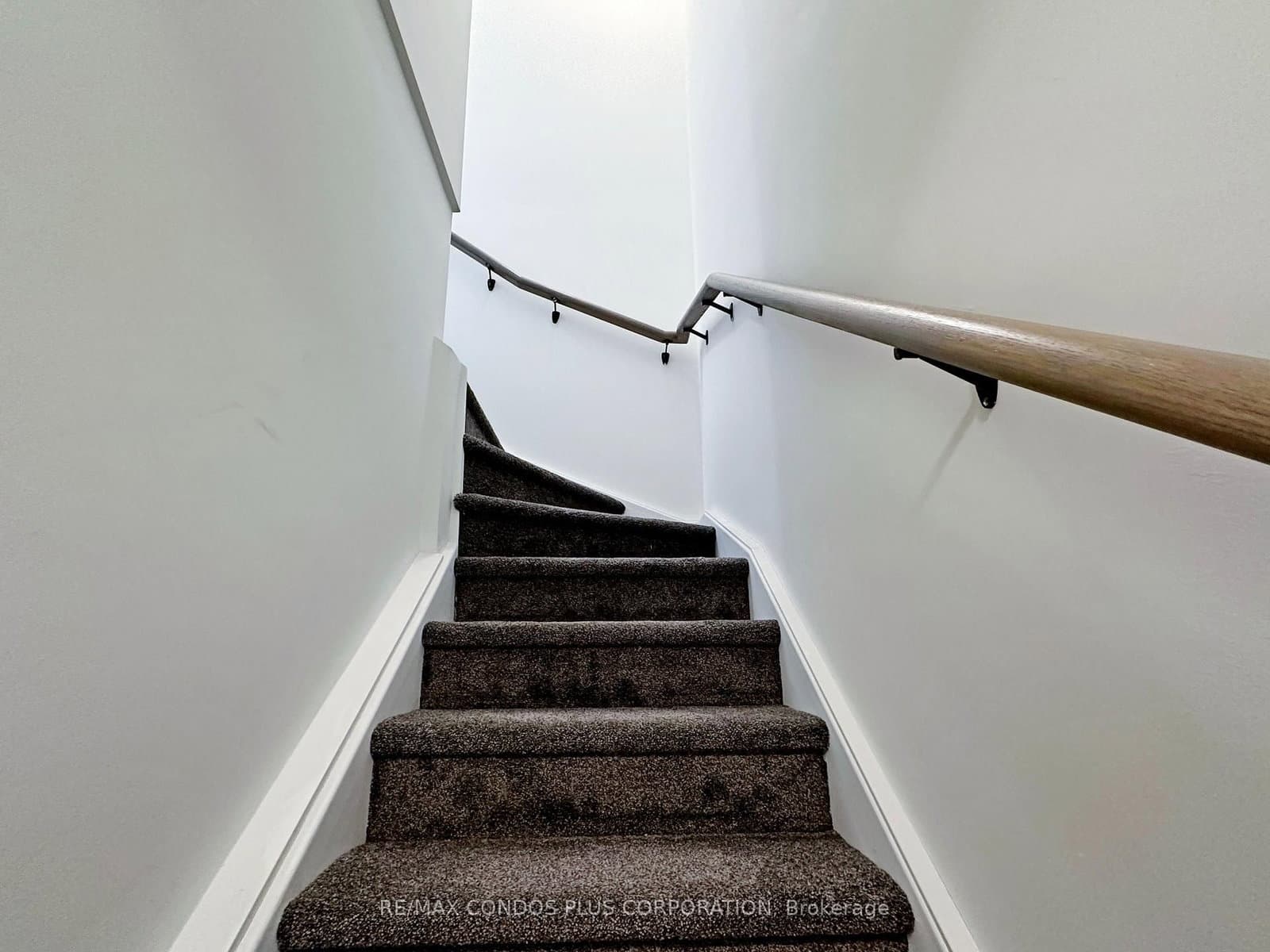 871 Sheppard Avenue W, Unit 9 thumbnail 29