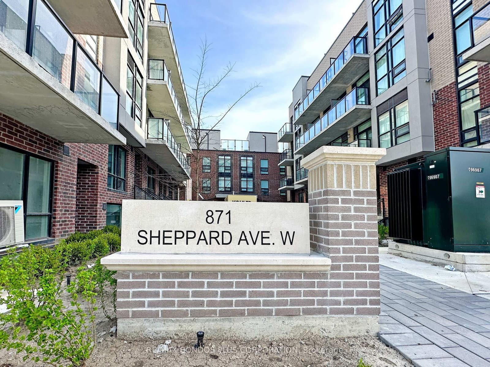 871 Sheppard Avenue W, Unit 9 thumbnail 33
