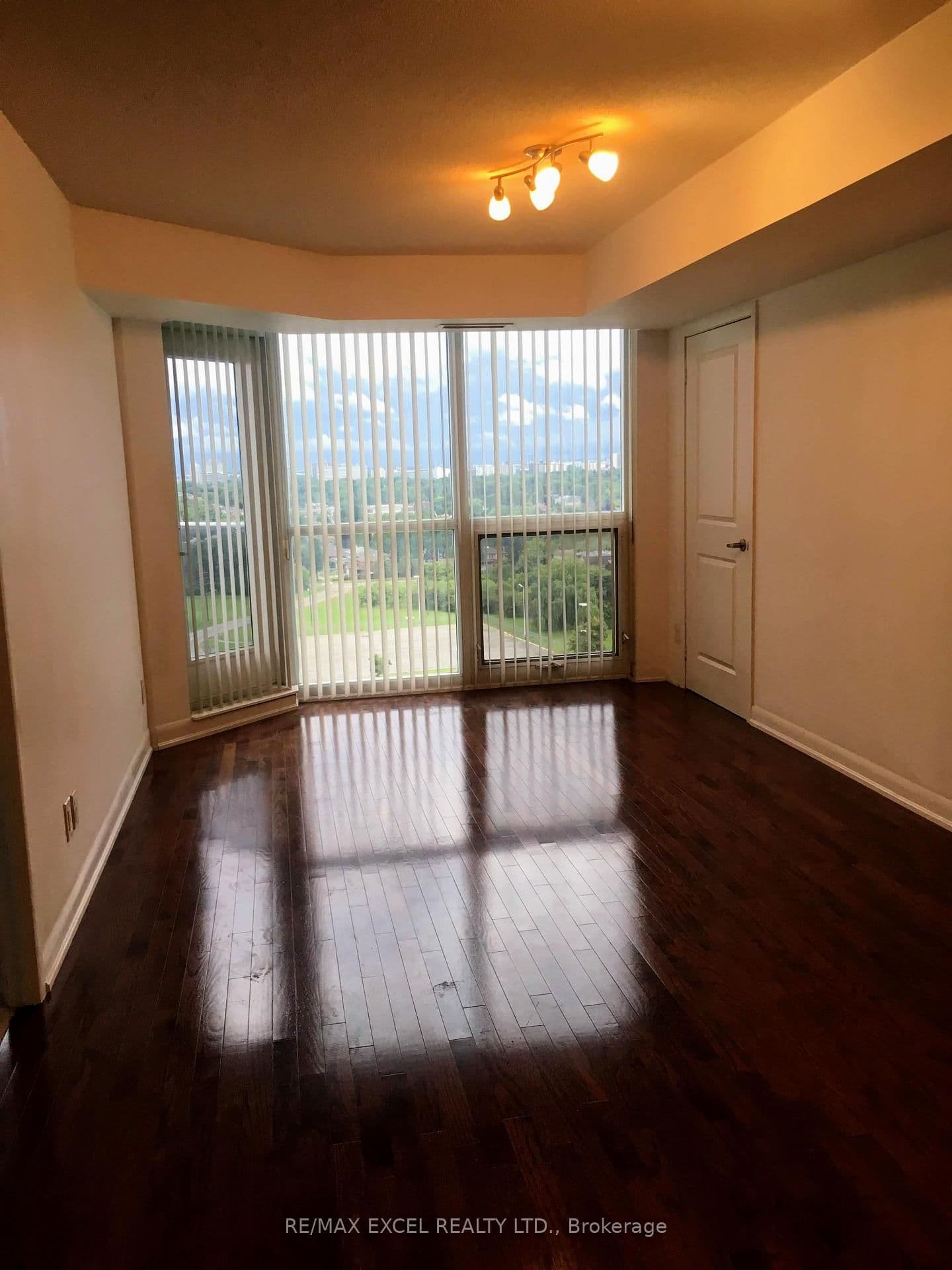 5793 Yonge Street, Unit 1709 thumbnail 5