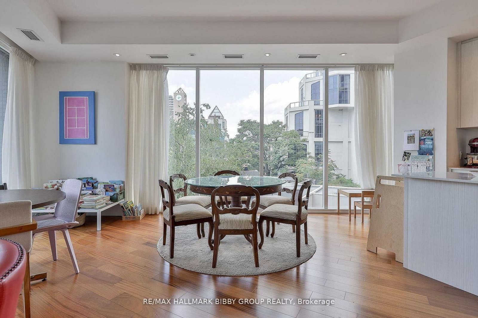 88 Davenport Road, Unit 308 thumbnail 12