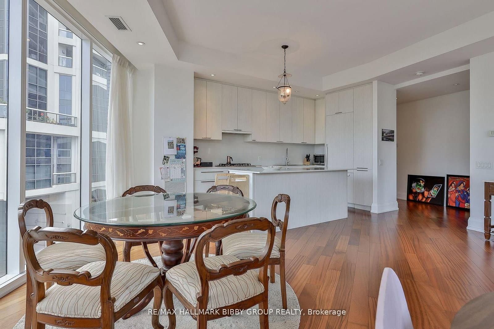 88 Davenport Road, Unit 308 thumbnail 14
