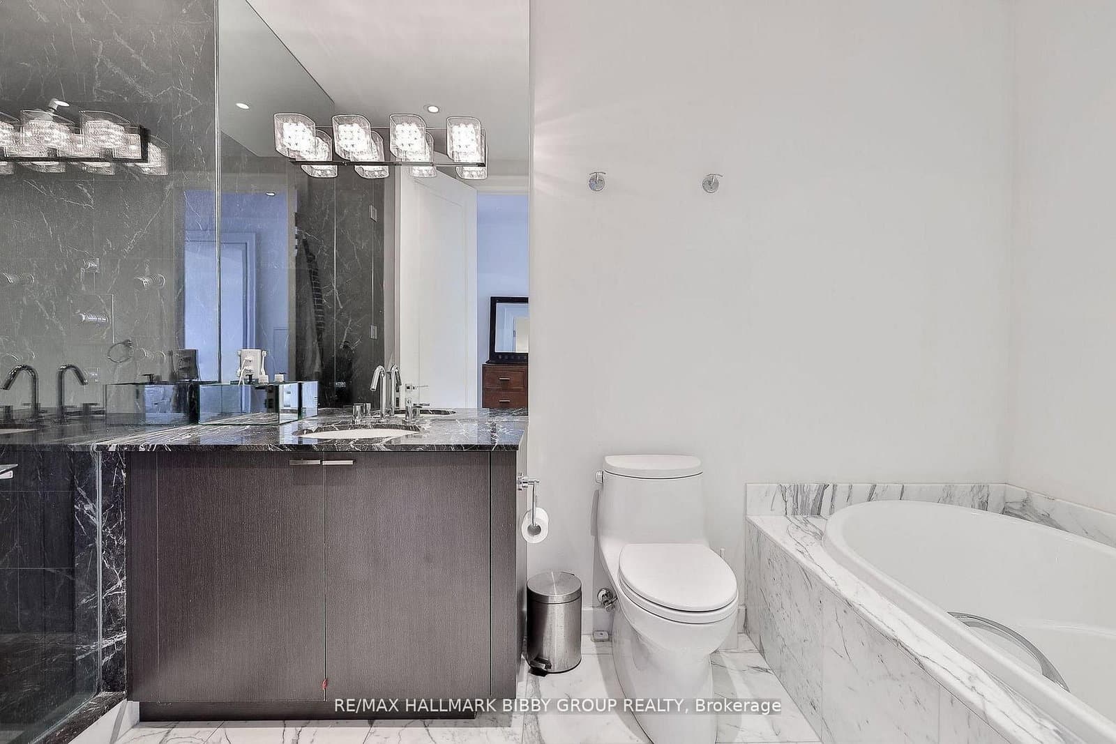 88 Davenport Road, Unit 308 thumbnail 23