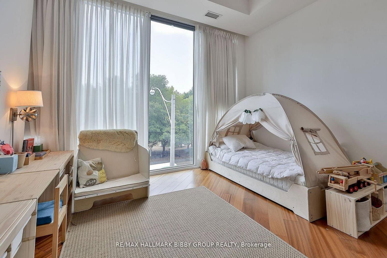 88 Davenport Road, Unit 308 thumbnail 25