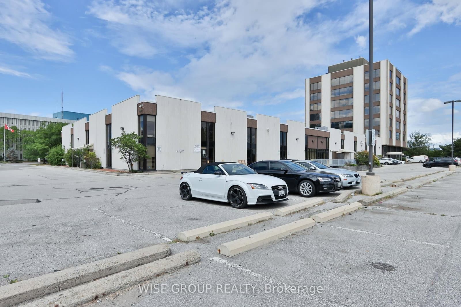 2450 Victoria Park Avenue, Unit 604 thumbnail 5
