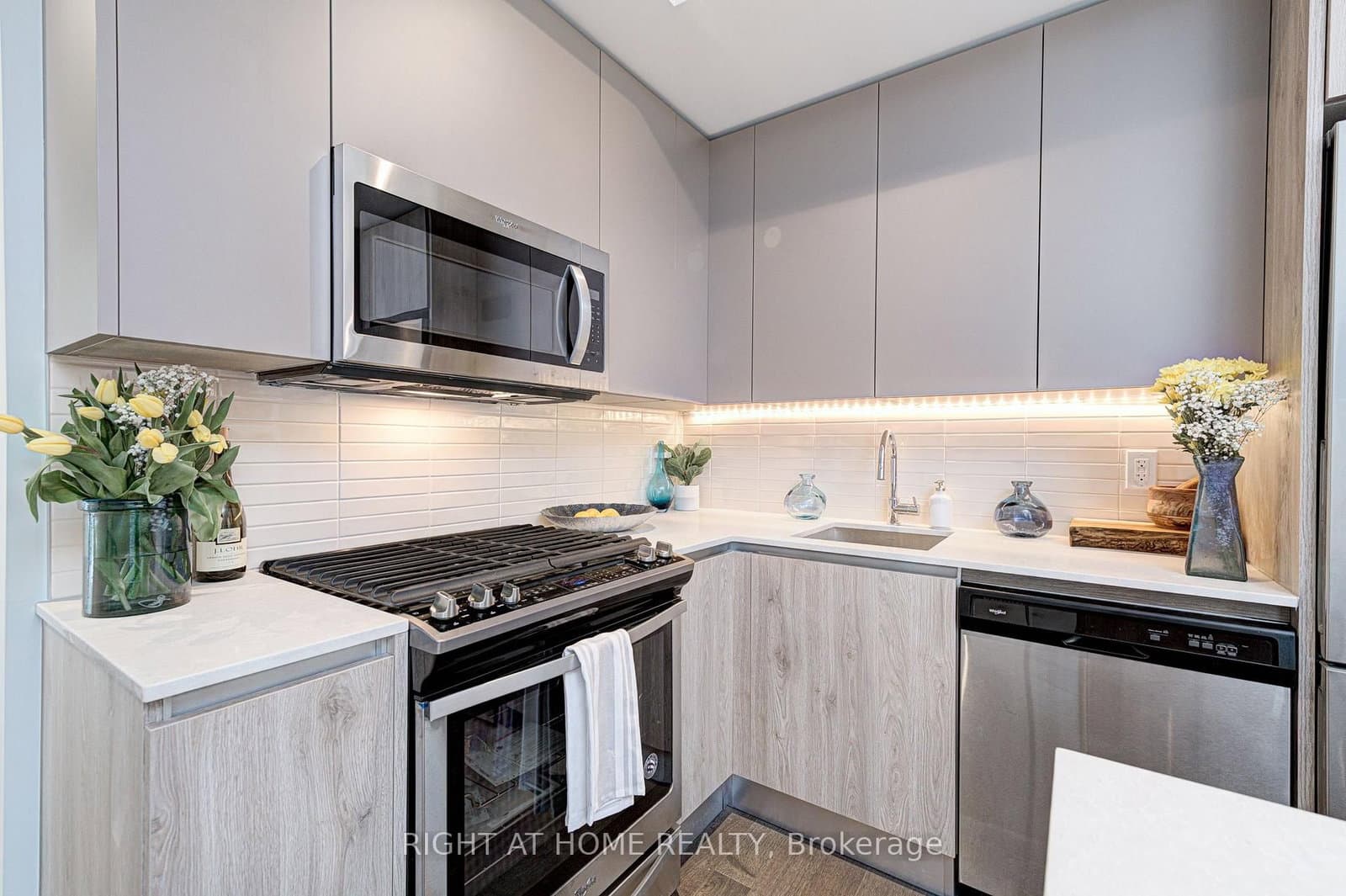 2 Church Street, Unit 411 thumbnail 5