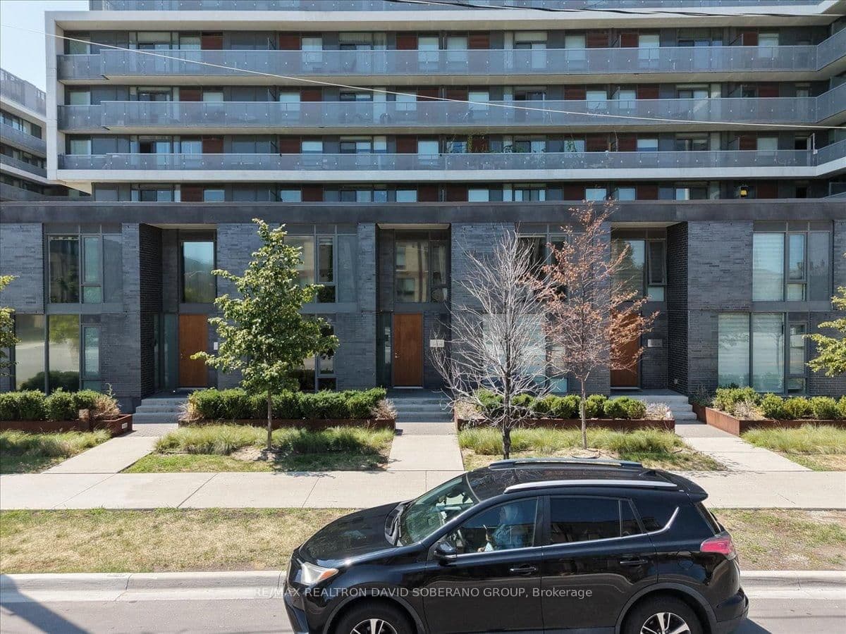 112 Varna Drive - Image 1