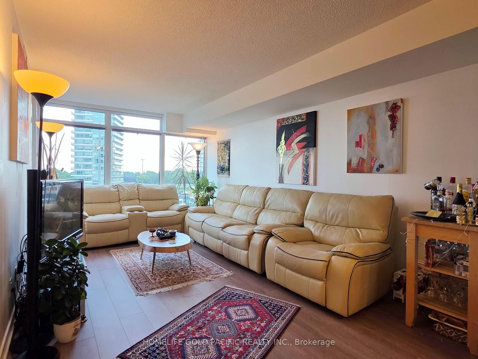 72 Esther Shiner Boulevard, Unit 903 thumbnail 2