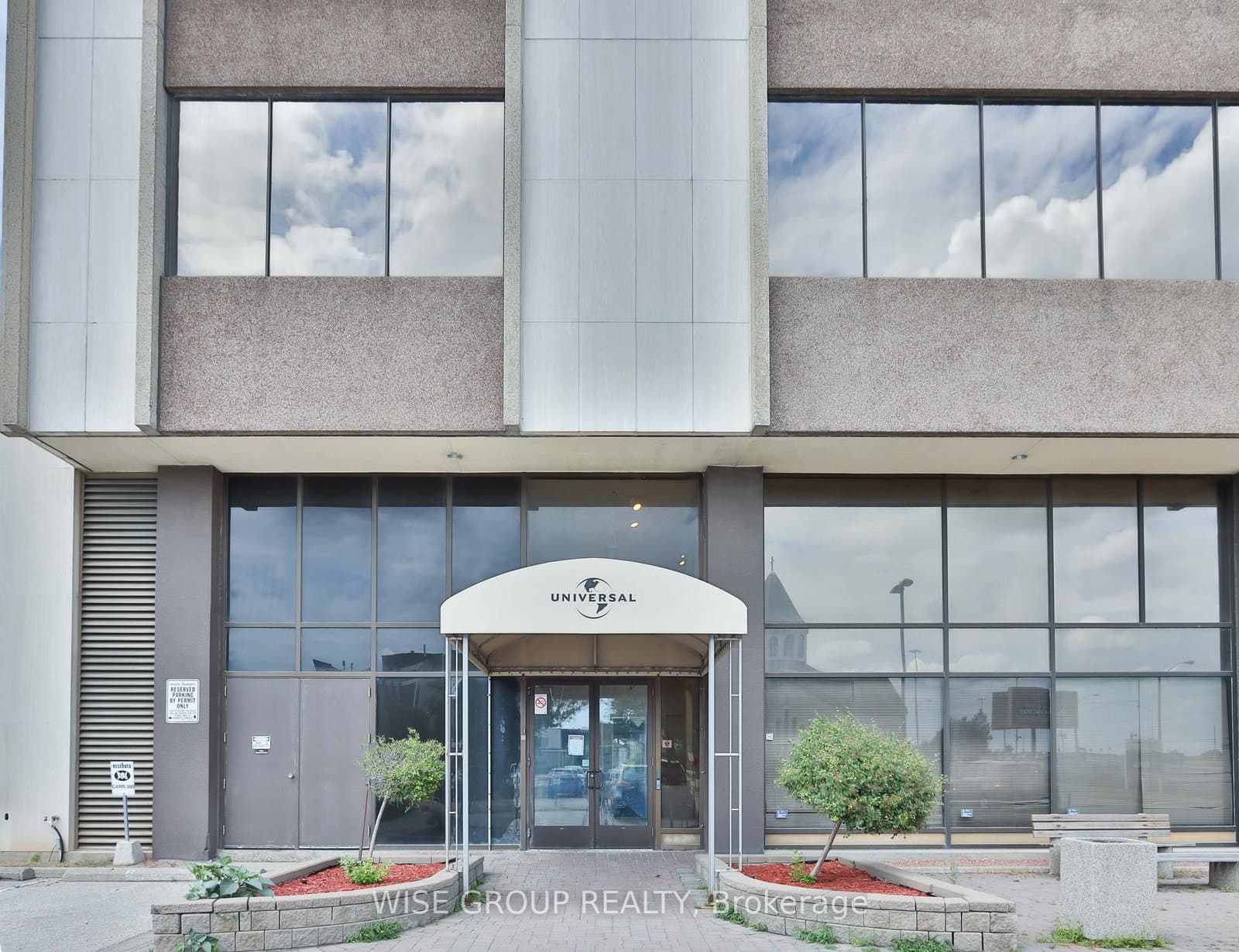 2450 Victoria Park Avenue, Unit 705 - Image 1