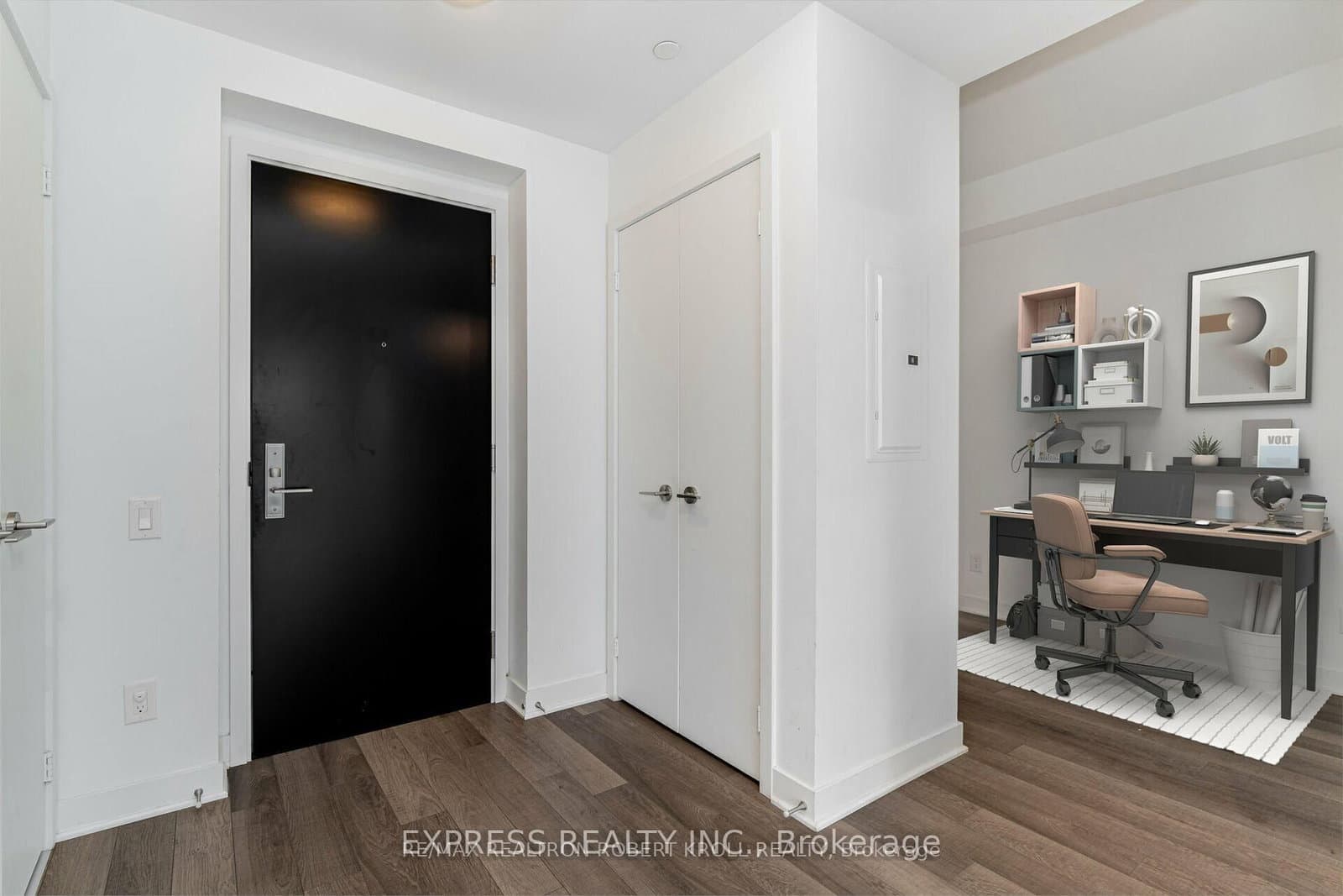 290 Adelaide Street W, Unit 1008 thumbnail 5