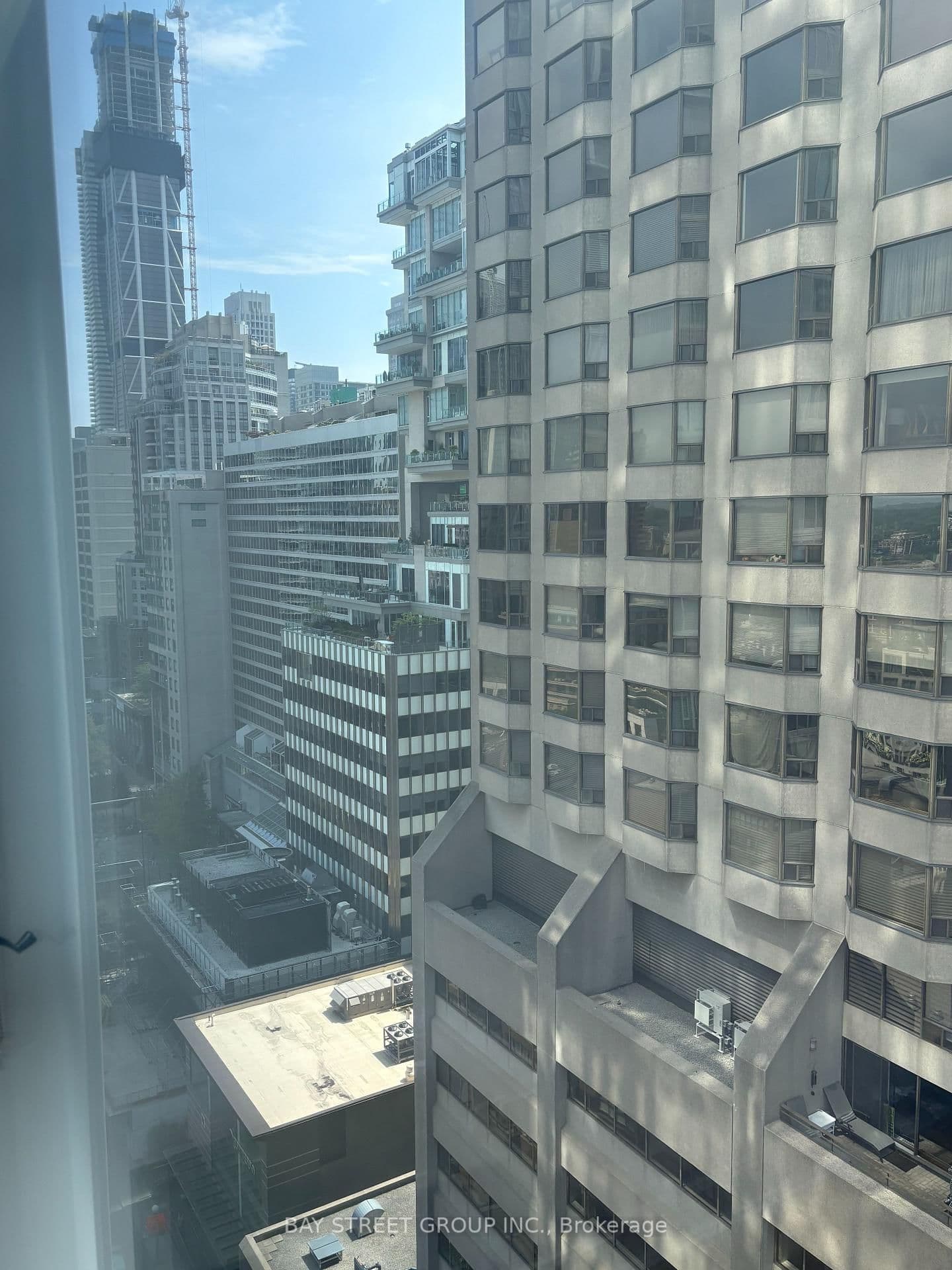 188 Cumberland Street, Unit 1909 thumbnail 8