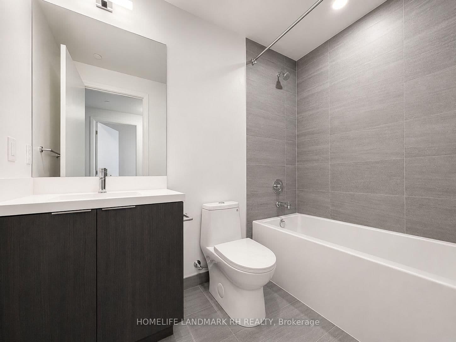 400 King Street W, Unit 619 thumbnail 6