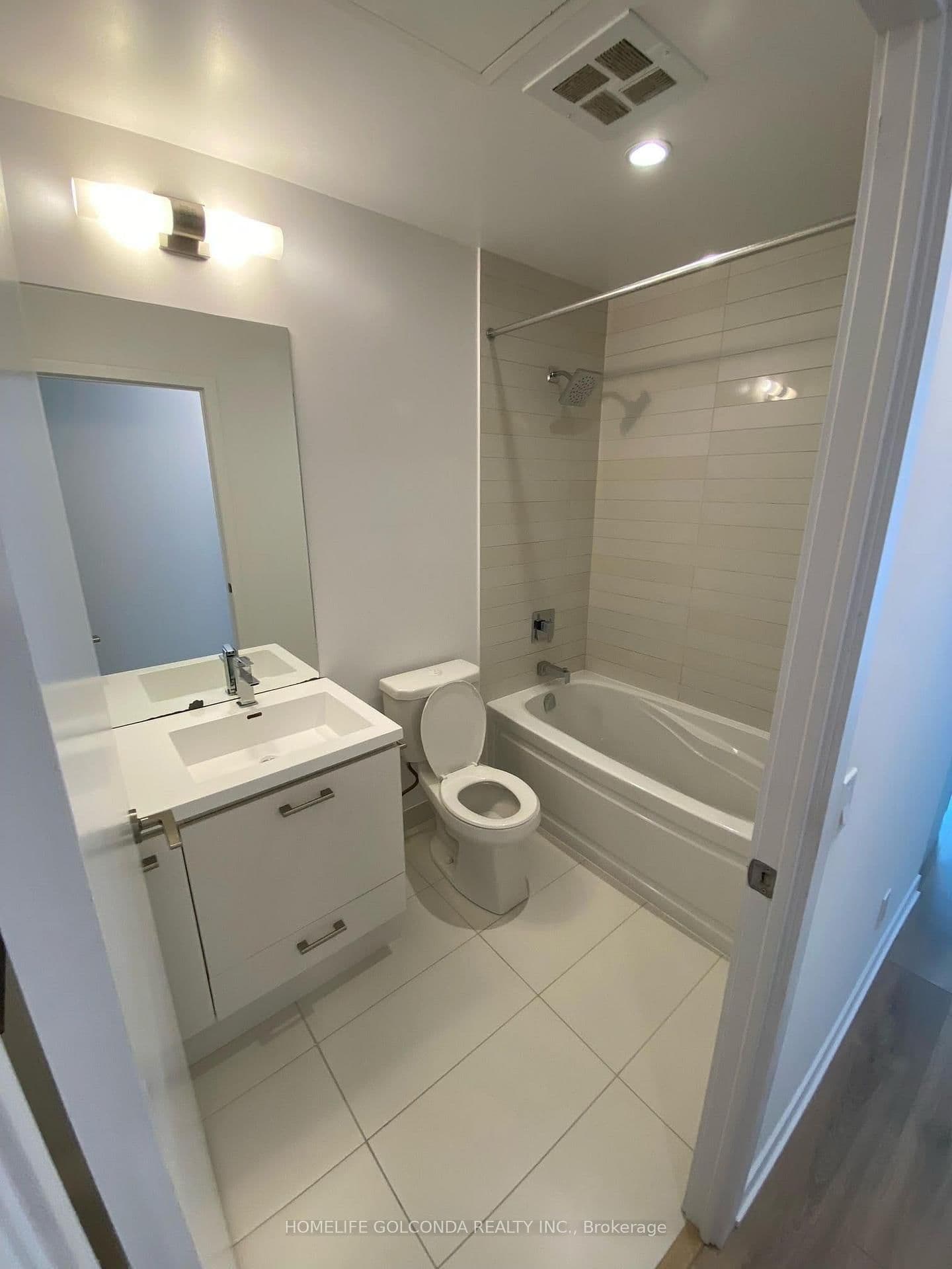 87 Peter Street, Unit 1813 thumbnail 14