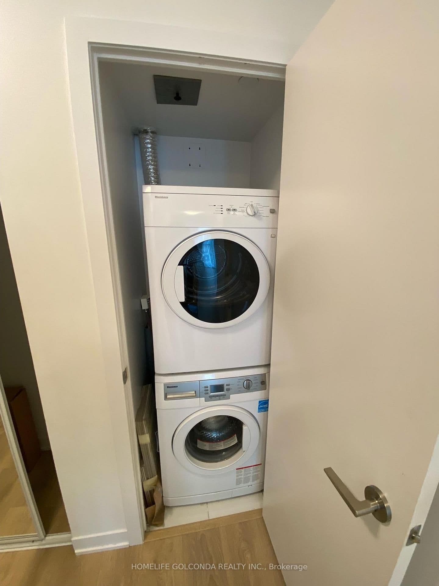 87 Peter Street, Unit 1813 thumbnail 15
