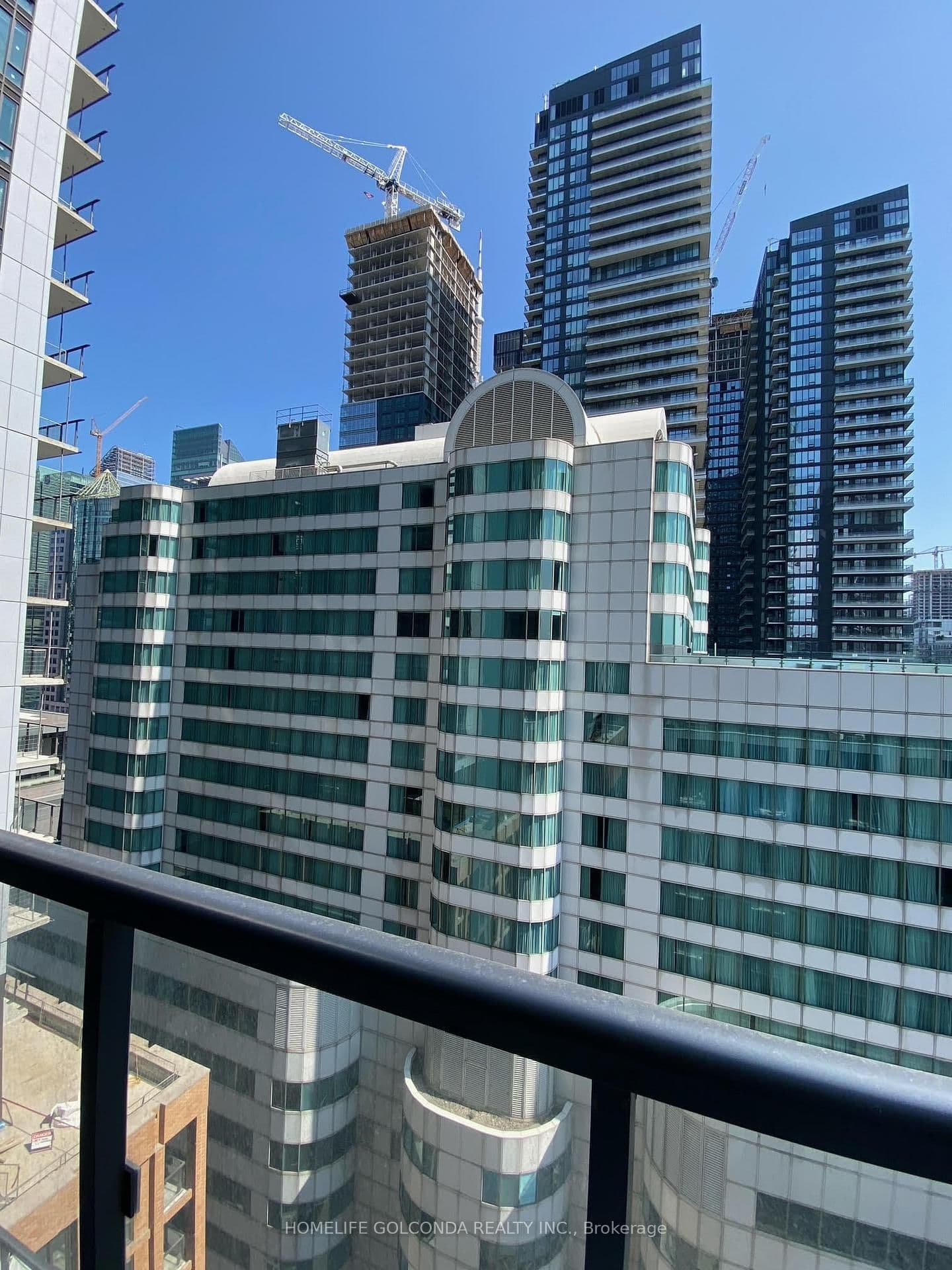 87 Peter Street, Unit 1813 thumbnail 6