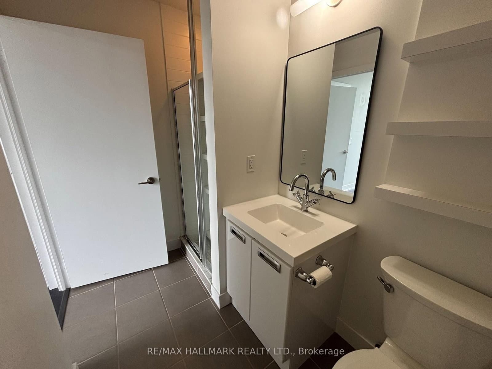 90 Stadium Road, Unit 905 thumbnail 19