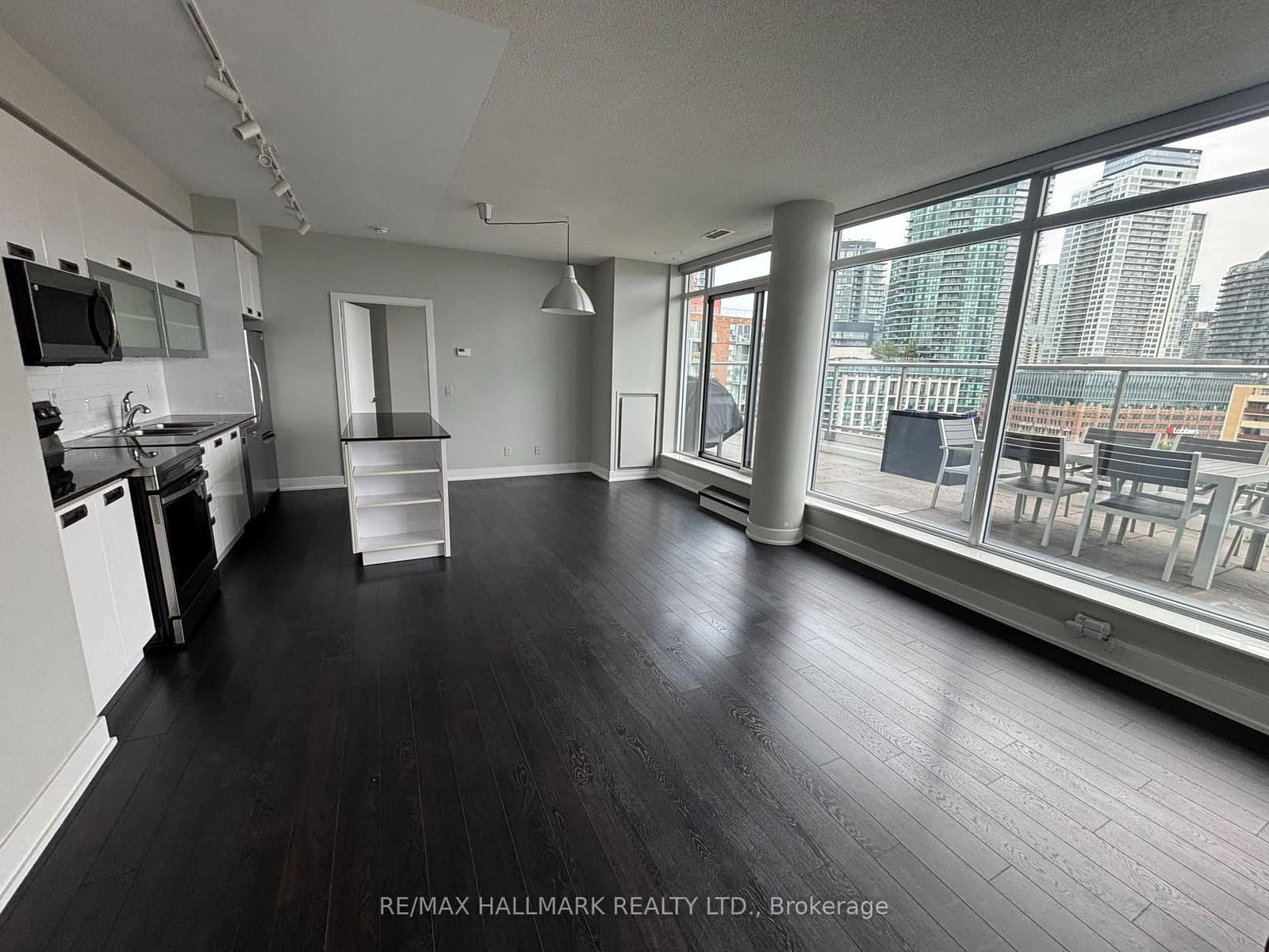 90 Stadium Road, Unit 905 thumbnail 7