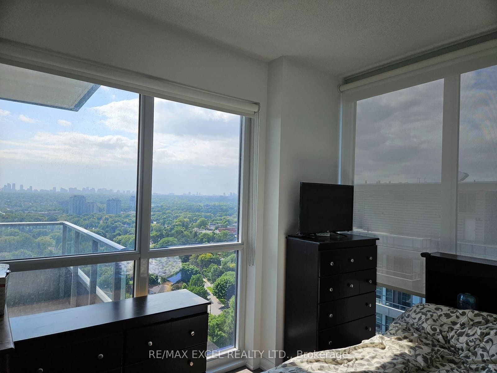 50 Forest Manor Road, Unit 1505 thumbnail 6